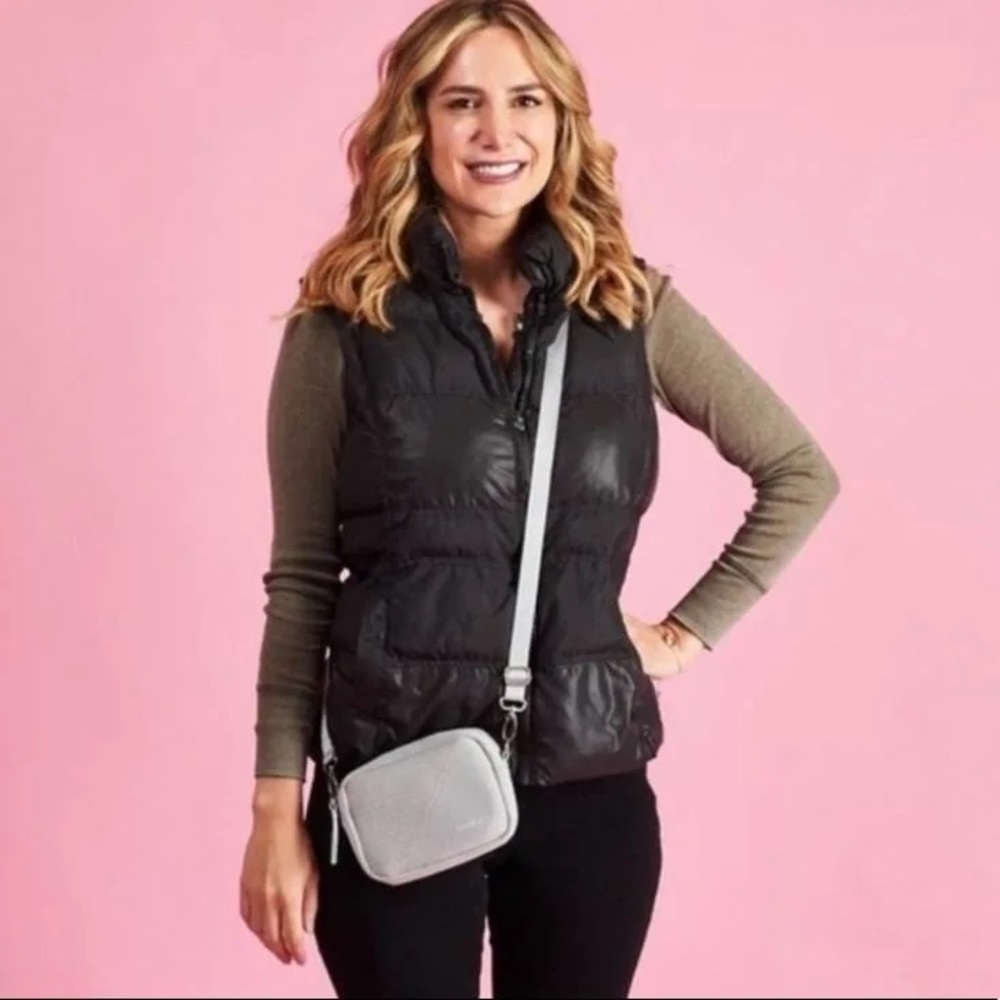 Vooray Sidekick Zip-Enclosed Small Crossbody Bag